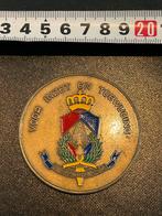 Coin Marechaussee 11 ESKADRON, Verzamelen, Ophalen of Verzenden, Gebruikt, Overige onderwerpen, Speldje of Pin