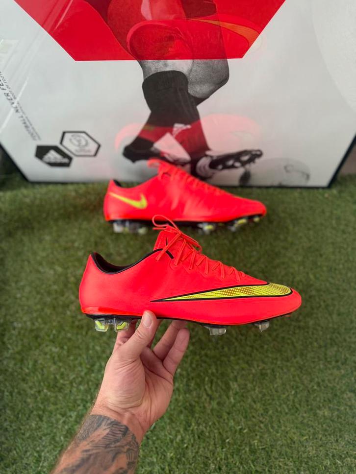 Nike Mercurial Vapor voetbalschoenen, Sport en Fitness, Voetbal, Zo goed als nieuw, Schoenen, Maat XS of kleiner, Ophalen of Verzenden