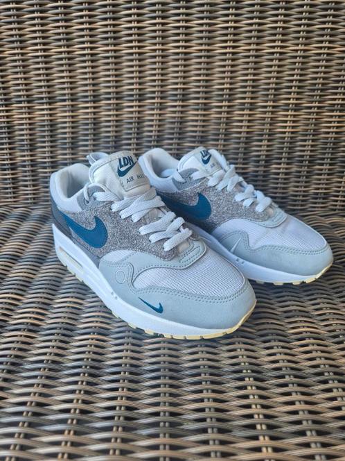 Nike Air Max 1 City Pack London Maat 36 – Zo goed als nieuw, Kleding | Dames, Schoenen, Zo goed als nieuw, Sneakers of Gympen