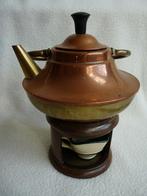 Antieke theepot, messing, roodkoper en bamboe, Ophalen of Verzenden, Koper