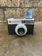 Vintage Agfa ISO-Rapid C camera inclusief Sylvania flitslamp, Compact, ?, Zo goed als nieuw, Overige Merken
