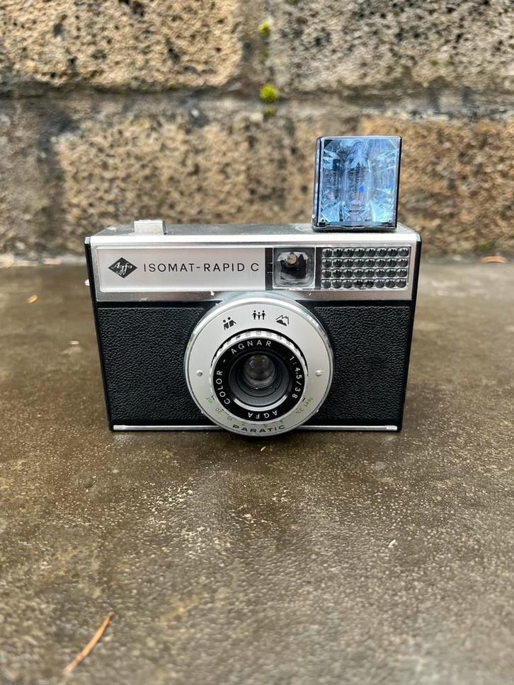 Vintage Agfa ISO-Rapid C camera inclusief Sylvania flitslamp, Audio, Tv en Foto, Fotocamera's Analoog, Zo goed als nieuw, Compact
