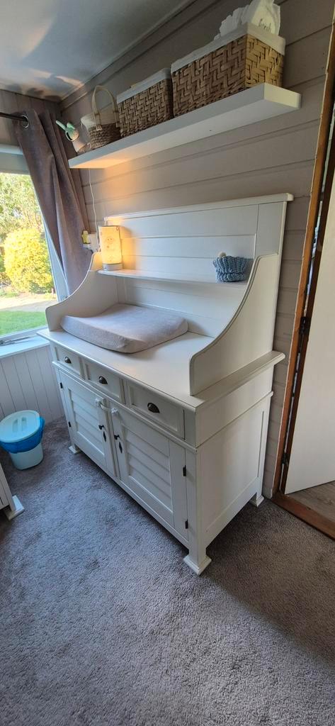 Ledikant en commode Kidsmill Bateau landelijk, Kinderen en Baby's, Kinderkamer | Bedden, Gebruikt, 140 tot 160 cm, 70 tot 85 cm