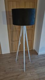 Driepoot lamp, Ophalen, Gebruikt, Metaal, 100 tot 150 cm