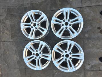 4x 16 inch lichtmetalen velgen met TPMS sensoren + 2 banden beschikbaar voor biedingen