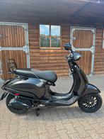 Vespa Sprint, Fietsen en Brommers, Scooters | Vespa, Ophalen, Vespa S, Zo goed als nieuw, Benzine