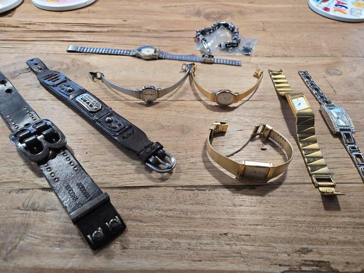 Diverse horloges en leren armbanden, Sieraden, Tassen en Uiterlijk, Horloges | Heren, Gebruikt, Polshorloge, Overige merken, Overige materialen