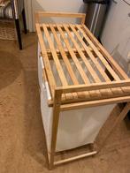 Leuke wasmand kastje, Wit, Zo goed als nieuw, Hout, Eenpersoons