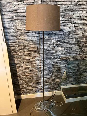 Jan Des Bouvrie Vloerlamp beschikbaar voor biedingen