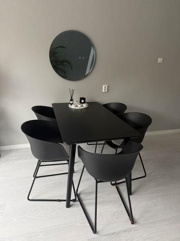 Hugo kuipstoelen eetkamerstoelen zwart 5x beschikbaar voor biedingen
