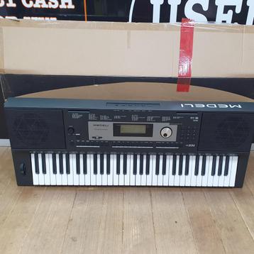  Medeli M331 Electronic Keyboard Compleet in Doos ZGAN! beschikbaar voor biedingen