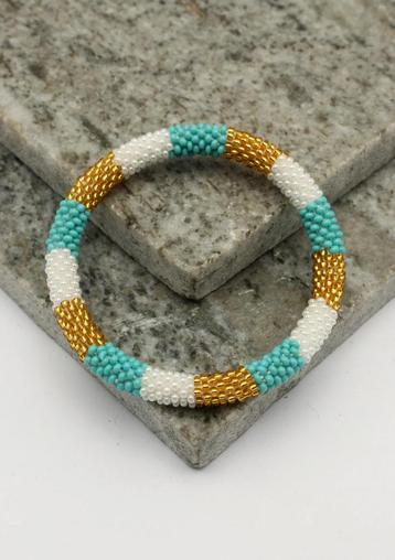 Glaskralen armband - wit, groen en goud - RB142 beschikbaar voor biedingen