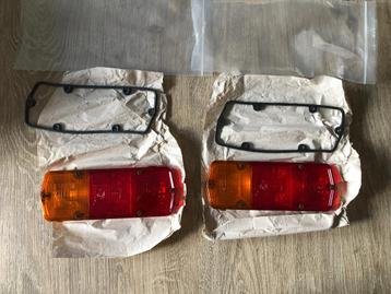 Set van 2 nieuwe Hella achterlicht glazen beschikbaar voor biedingen