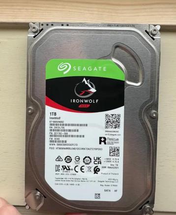Seagate IronWolf NAS HDD – 1TB (ST1000VN002) (Gebruikt) beschikbaar voor biedingen