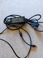 Laptop oplader AC Adapter 
 19V 3.42A, Ophalen of Verzenden, Zo goed als nieuw