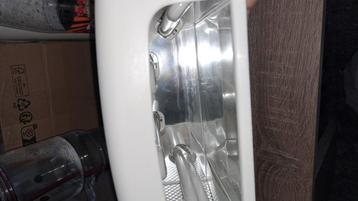 Uv lamp en spullen voor nagels  beschikbaar voor biedingen