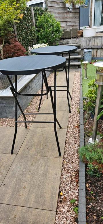 2 stuks bar statafels met rok beschikbaar voor biedingen