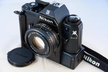 Nikon EM met 50mm/1.8 E-Series en MD-E motorwinder TOP STAAT beschikbaar voor biedingen