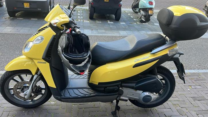 Piaggio Carnaby 200cc, Fietsen en Brommers, Brommers | Vespa, Ophalen of Verzenden