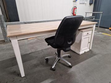 Bureau Riviera Maison -  beschikbaar voor biedingen