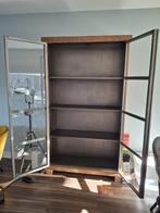 Servicekast, Ophalen, Met deur(en), 150 tot 200 cm, 25 tot 50 cm