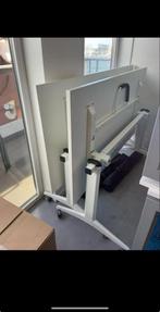 Inklapbare Tafel met Wieltjes - Flexibel!, Huis en Inrichting, Bureaus, Ophalen, Gebruikt
