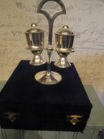 verzilverd peper en zoutstelletje bewerkt, Antiek en Kunst, Ophalen of Verzenden