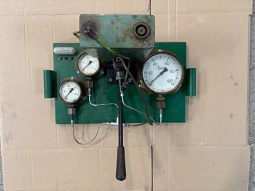 Fenwick Hydraulische Testbank – LHM Citroën DS, CX, SM, ID beschikbaar voor biedingen