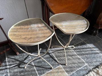 Vintage stalen tafeltjes bijzettafeltjes theetafeltje beschikbaar voor biedingen