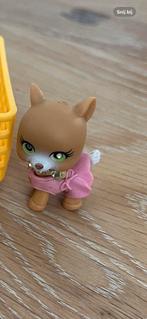 Mattel Hondje met Jurkje & Kistje, Ophalen of Verzenden, Gebruikt, Overige typen