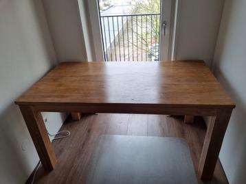 Mooie houten tafel (160x90cm)