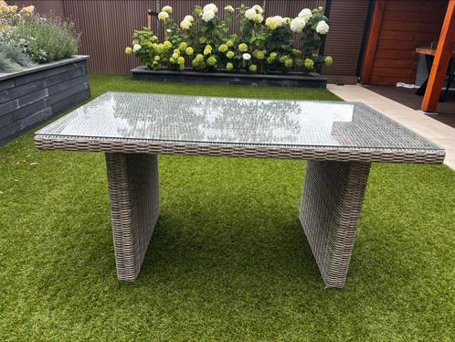 Z.G.A.N. Dining tuintafel, grijs/beige wicker., Tuin en Terras, Tuintafels, Zo goed als nieuw, Rechthoekig, Wicker, Ophalen