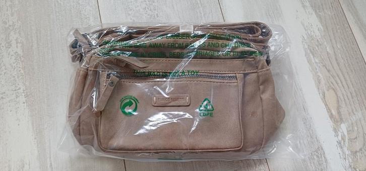 Nieuw in de verpakking schoudertas van Enrico Benetti, Sieraden, Tassen en Uiterlijk, Tassen | Damestassen, Nieuw, Schoudertasje