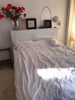 Bed met kast 140 200 zonder matras en inhoud, Ophalen, Zo goed als nieuw, Tweepersoons