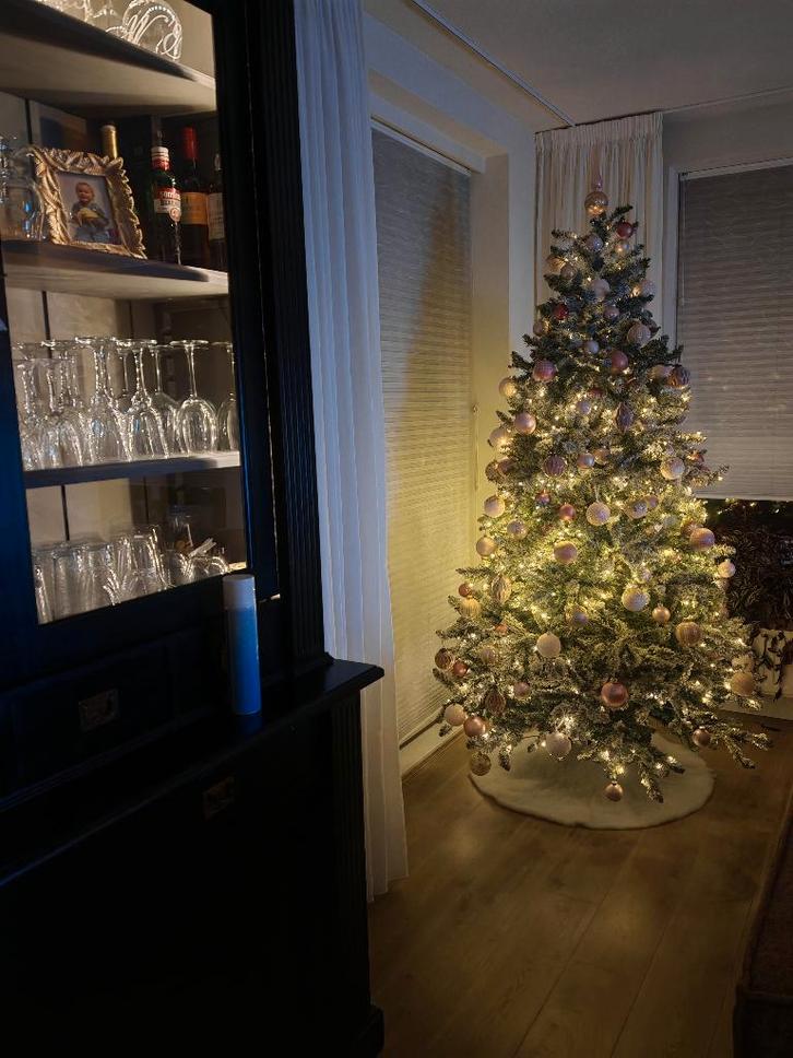 "ROYAL CHRISMAS" KERSTBOOM, Diversen, Kerst, Gebruikt, Ophalen