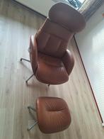 Mooie leren verstelbare relaxstoel met voetenbankje, Huis en Inrichting, Fauteuils, Ophalen, Zo goed als nieuw, Leer, 50 tot 75 cm