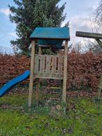 Houten speelhuisje met glijbaan, Kinderen en Baby's, Speelgoed | Buiten | Speeltoestellen, Ophalen, Gebruikt, Glijbaan