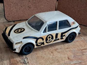Volkswagen Golf plastic 1:35 model vintage bespeeld  beschikbaar voor biedingen