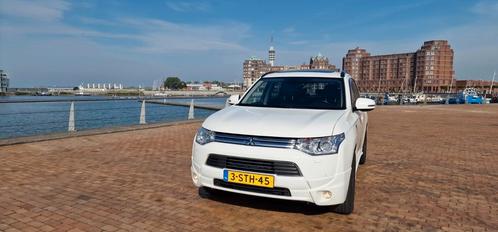 Mitsubishi Outlander 2.0 Dohc Mivec Phev 203pk 4WD CVT 5P, Auto's, Mitsubishi, Particulier, Outlander, 4x4, ABS, Achteruitrijcamera