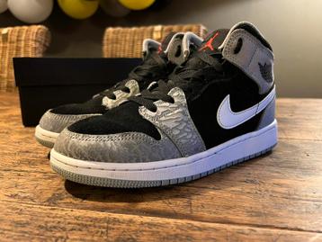 Air Jordan 1 Mid Elephant Print - 36 beschikbaar voor biedingen
