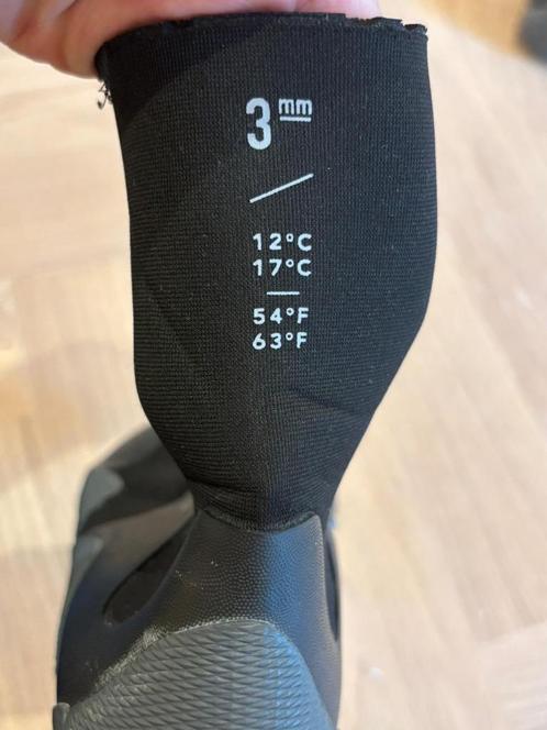 Neopreen waterlaarsjes 3 mm – maat EU 35/36 – bijna nieuw, Watersport en Boten, Watersportkleding, Zo goed als nieuw, Zeil- of Surfschoenen