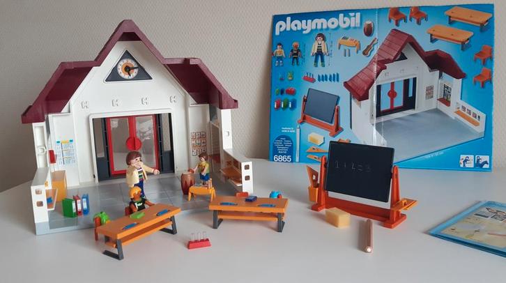 Te koop: Playmobil 6865 School   Set:360, Kinderen en Baby's, Speelgoed | Playmobil, Zo goed als nieuw, Complete set, Ophalen of Verzenden