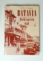 Boek "Batavia" R Voskuil Oude/Historische foto's Java Indië, Boeken, Geschiedenis | Vaderland, Gelezen, Ophalen of Verzenden, 20e eeuw of later