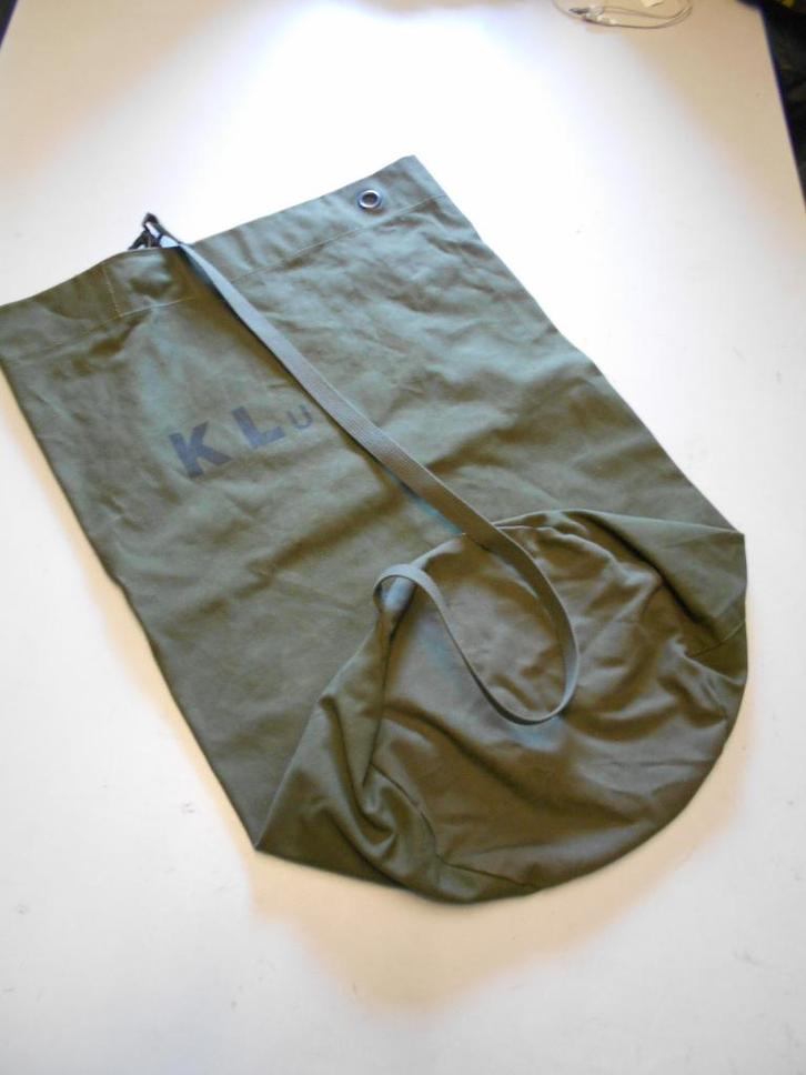 Plunjebaal klein formaat KLu Nederlands leger, Verzamelen, Militaria | Algemeen, Luchtmacht, Overige typen, Nederland, Ophalen of Verzenden