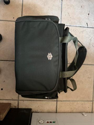 Jrc  2 man dinning bag beschikbaar voor biedingen