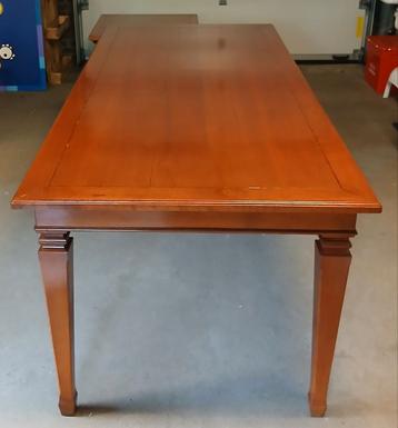 Eettafel Engels antiek gelakt mahonie hout  beschikbaar voor biedingen