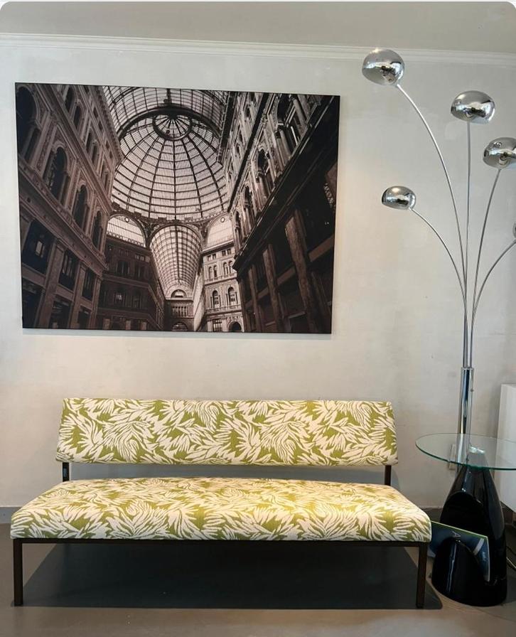 Design bank, Huis en Inrichting, Banken | Sofa's en Chaises Longues, Zo goed als nieuw, Stof, Ophalen of Verzenden