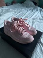 Nike Dunk Low Neon Pink - Maat 36, Kleding | Dames, Schoenen, Nieuw, Ophalen of Verzenden, Sneakers of Gympen, Roze