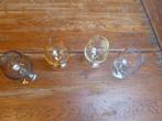 4 vintage borrelglaasjes, licht getint glas, Antiek en Kunst, Antiek | Glas en Kristal, Ophalen of Verzenden