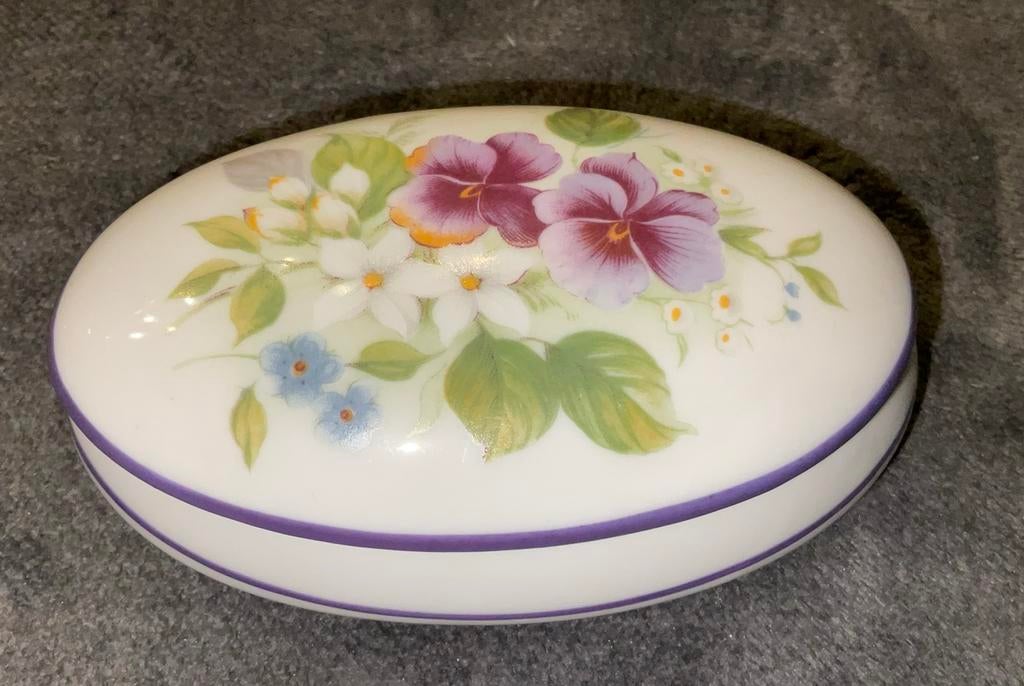 Vintage sieradendoosje met bloemmotief Reuter Germany., Antiek en Kunst, Ophalen of Verzenden